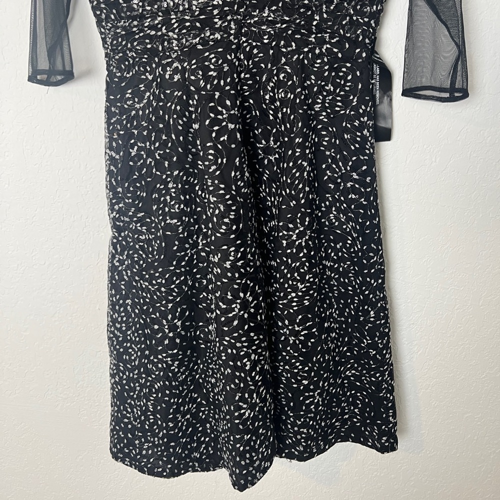 Js Collection Gisselle Knee Length Dress — image 7 of 8